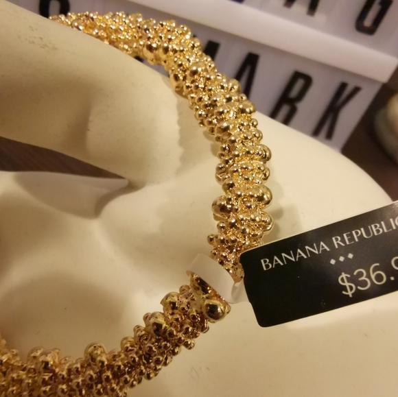 🎁🆕Banana Republic Factory Beaded Cuff Bracelet - Picture 6 of 6